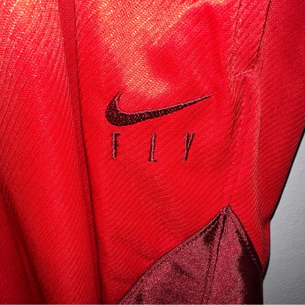Women's Nike Loose Fit Dri- Fit FLY Basketball Red Shorts Sz XXL MSRP $35 - Picture 3 of 7